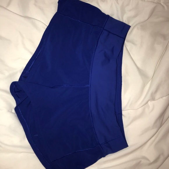 Royal blue lulu lemon shorts 2.5 inch - Picture 2 of 4